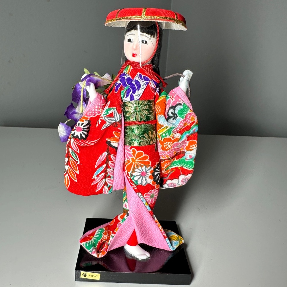 Vintage Japanese Geisha Colorful Kimono Doll Figurine Decor